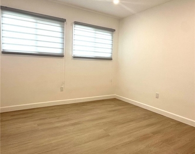 23320 Anza Avenue - Photo Thumbnail 11