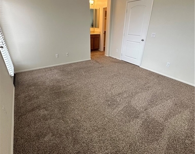 8027 City View - Photo Thumbnail 5