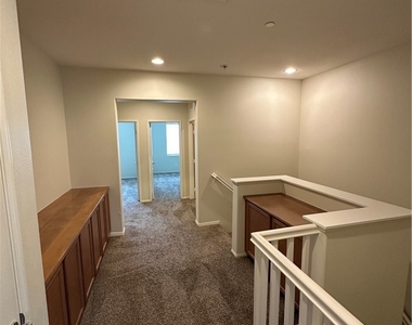 8027 City View - Photo Thumbnail 10