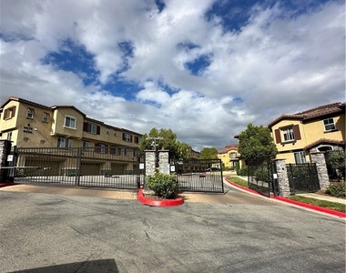 8027 City View - Photo Thumbnail 2