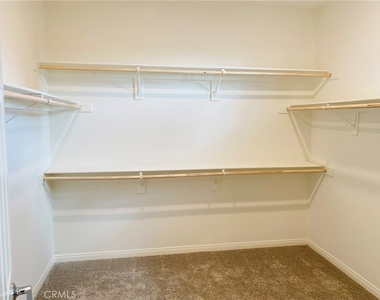 1449 E Laurelwood Drive - Photo Thumbnail 29