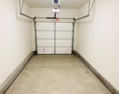 1449 E Laurelwood Drive - Photo Thumbnail 36