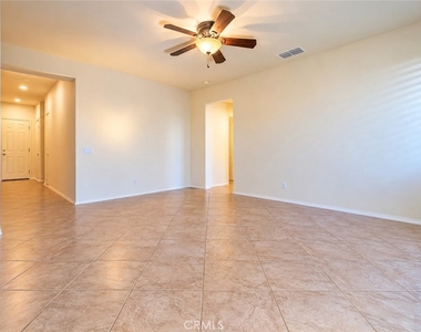 6884 E Horizon Drive - Photo Thumbnail 18