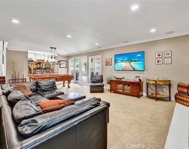 3323 E Ridgeway - Photo Thumbnail 11