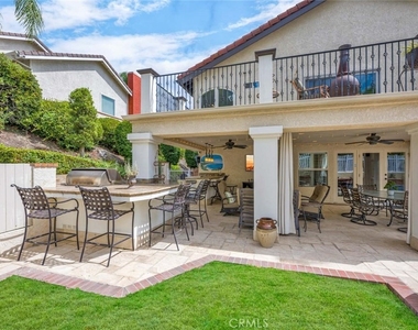 3323 E Ridgeway - Photo Thumbnail 2