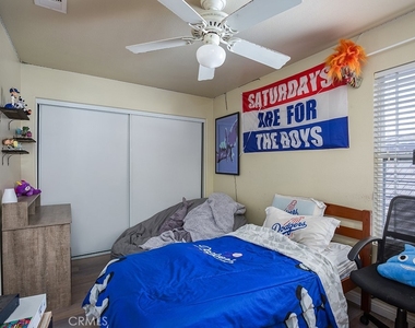 83 Orangewood Court - Photo Thumbnail 12