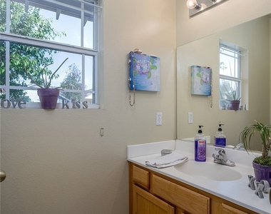 83 Orangewood Court - Photo Thumbnail 11