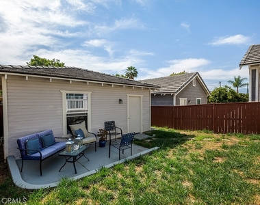 83 Orangewood Court - Photo Thumbnail 16