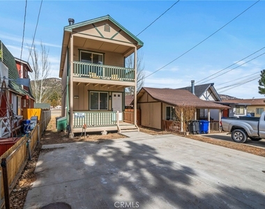 1031 W Fairway Boulevard - Photo Thumbnail 1