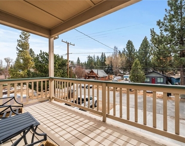 1031 W Fairway Boulevard - Photo Thumbnail 23