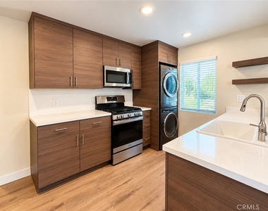 440 E Puente Street - Photo Thumbnail 4
