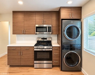 440 E Puente Street - Photo Thumbnail 6
