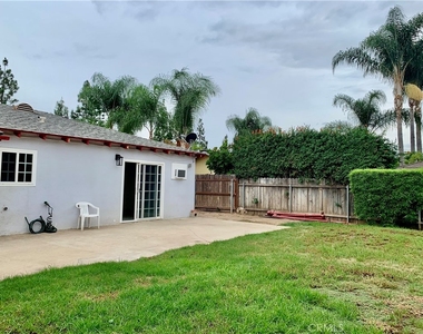 917 Cypress - Photo Thumbnail 13