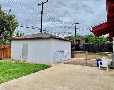 917 Cypress - Photo Thumbnail 12