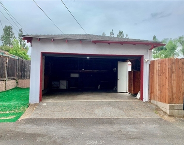 917 Cypress - Photo Thumbnail 14