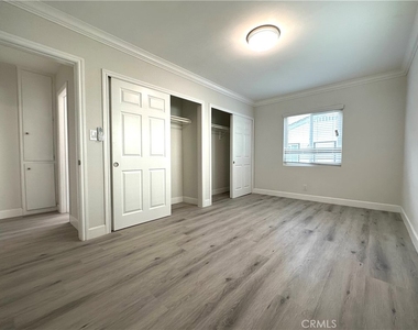 41 N Sierra Bonita Avenue - Photo Thumbnail 6