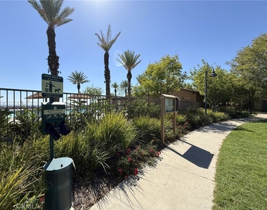 2700 E Coalinga Drive - Photo Thumbnail 27