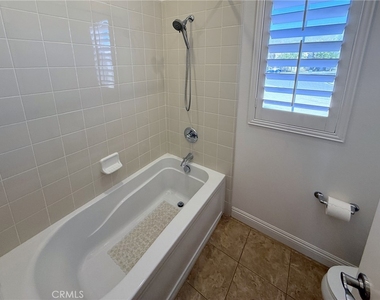 2700 E Coalinga Drive - Photo Thumbnail 17