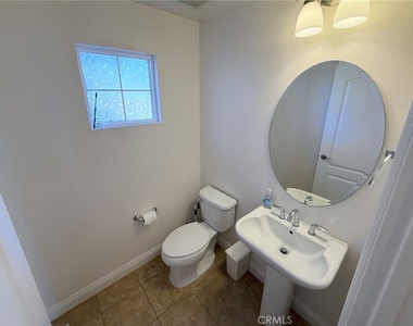 2700 E Coalinga Drive - Photo Thumbnail 6