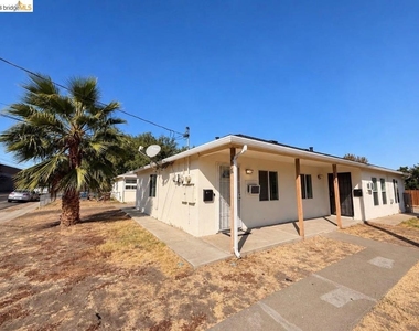 31 Sunset Dr - Photo Thumbnail 6