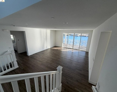43 Edgewater Ct - Photo Thumbnail 22