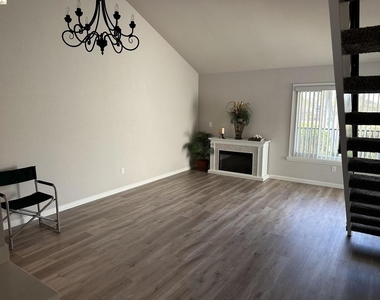 5824 Yawl Street - Photo Thumbnail 9