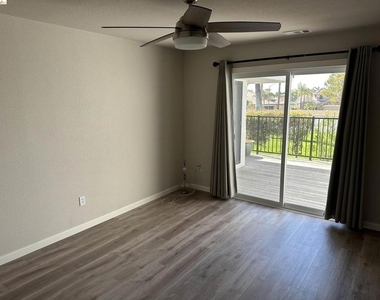 5824 Yawl Street - Photo Thumbnail 4