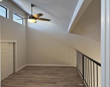 5824 Yawl Street - Photo Thumbnail 15