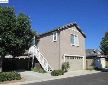 133 Wexford St - Photo Thumbnail 14