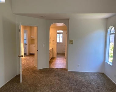 333 Winterwind Cir - Photo Thumbnail 20
