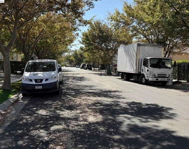 340 Chase St - Photo Thumbnail 22