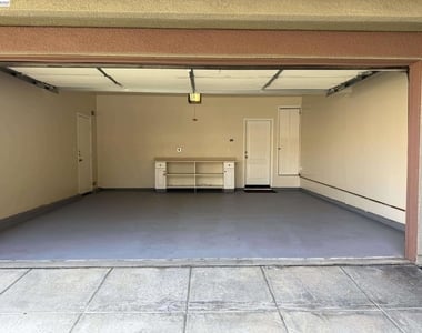 340 Chase St - Photo Thumbnail 21