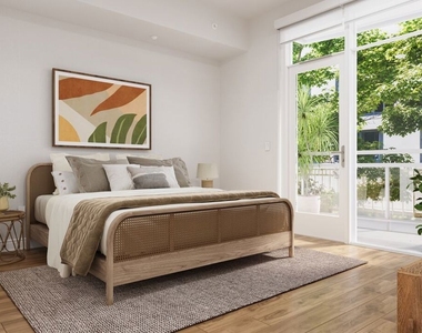 10700 Wilshire Boulevard - Photo Thumbnail 29