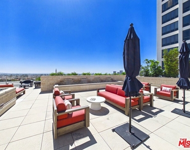 10700 Wilshire Boulevard - Photo Thumbnail 23