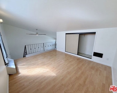 601 S Prospect Avenue - Photo Thumbnail 3