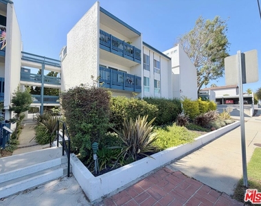 601 S Prospect Avenue - Photo Thumbnail 15