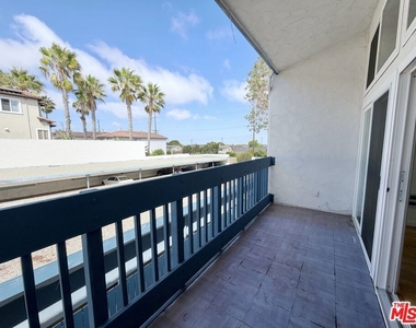 601 S Prospect Avenue - Photo Thumbnail 6