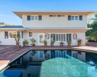 14972 Camarosa Drive - Photo Thumbnail 41