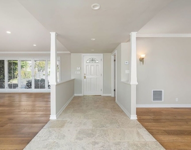 14972 Camarosa Drive - Photo Thumbnail 3