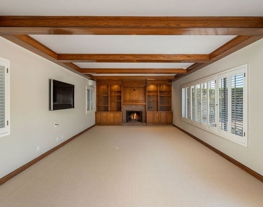 14972 Camarosa Drive - Photo Thumbnail 32