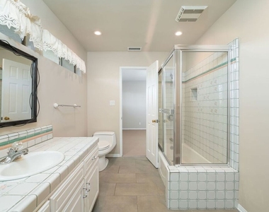 14972 Camarosa Drive - Photo Thumbnail 28