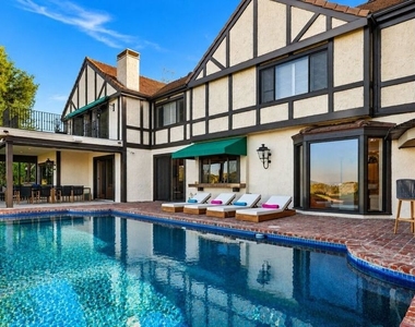 3722 Alonzo Avenue - Photo Thumbnail 13