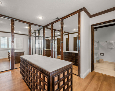 3722 Alonzo Avenue - Photo Thumbnail 23