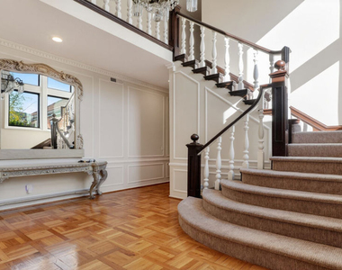 3722 Alonzo Avenue - Photo Thumbnail 65