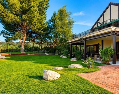 3722 Alonzo Avenue - Photo Thumbnail 59
