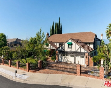 3722 Alonzo Avenue - Photo Thumbnail 51