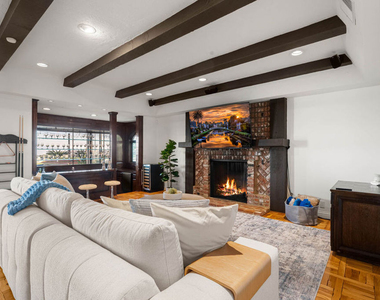 3722 Alonzo Avenue - Photo Thumbnail 15