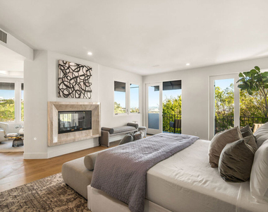 930 N Tigertail Road - Photo Thumbnail 9