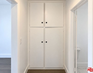 5806 La Mirada Avenue - Photo Thumbnail 7
