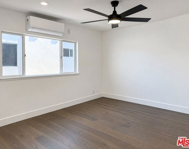 5806 La Mirada Avenue - Photo Thumbnail 4